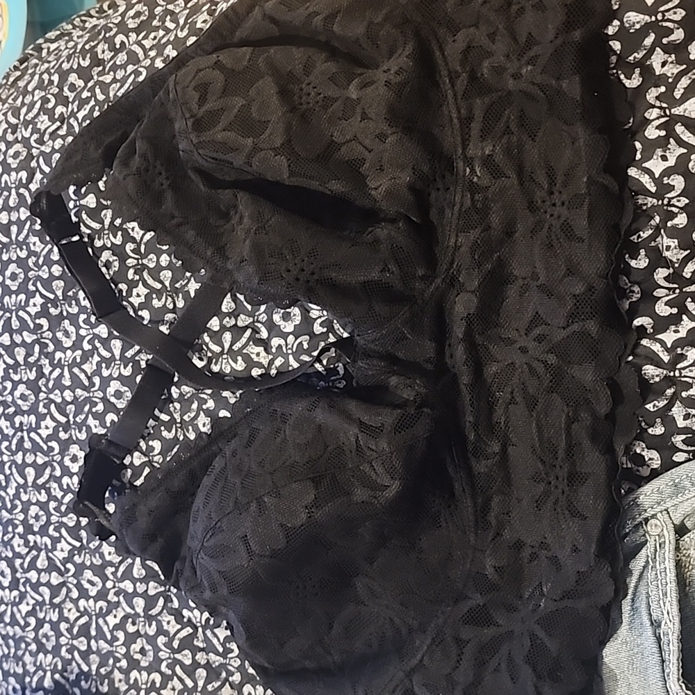 Black 3x racerback brallete